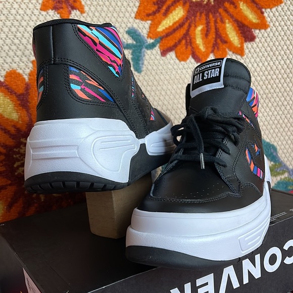 Converse 172656C
WEAPON CX MID
BLACK/PRIME PINK/GAME ROYAL
Men’s sneakers - Picture 10 of 16